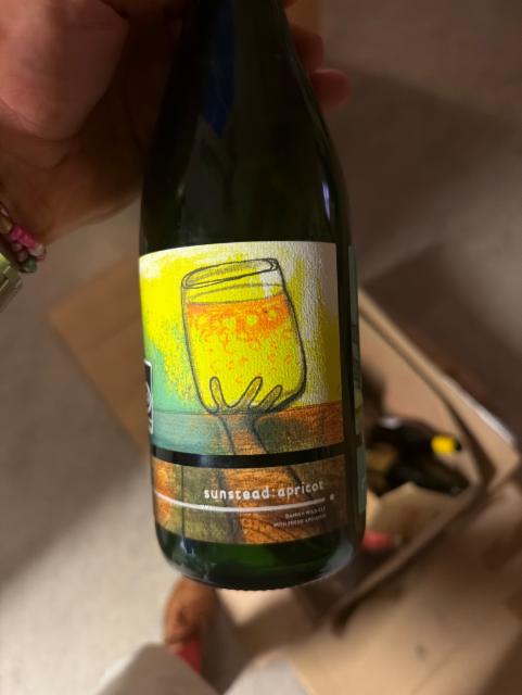 Sunstead : apricot 6.7%, Insight Cellars, Denmark