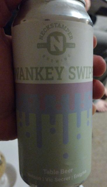 swankey swipes 2.8%, Neckstamper Brewing, England