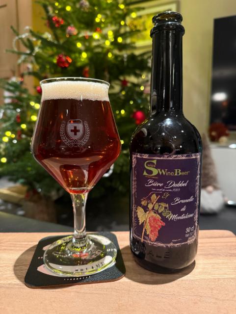 Swiss Wine Beer Bière Dubbel et Brunello di Montalcino 2023 7.2%, La Sempione, Italy