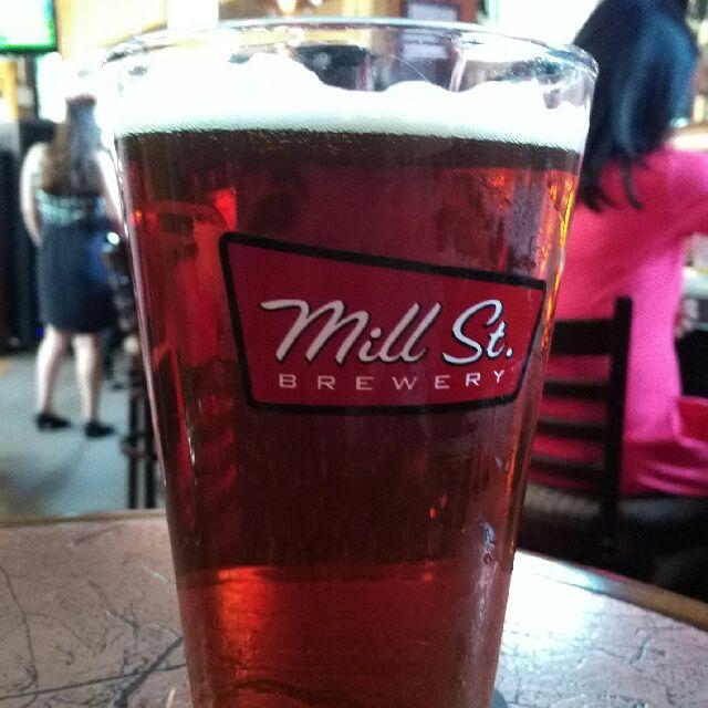 Tankhouse Organic Ale 5.2%, Mill Street Brewery (AB InBev), Canada