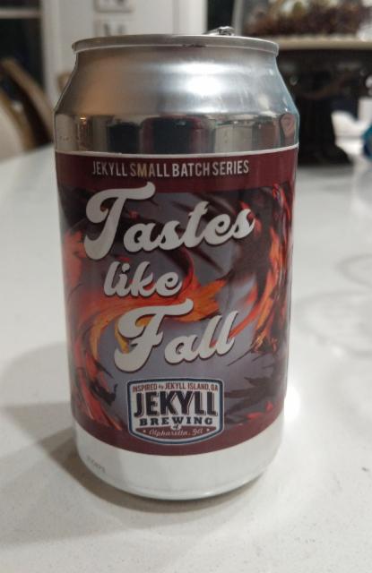 Tastes Like Fall 5.5%, Jekyll Brewing, United States