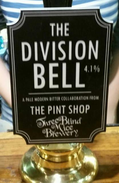 The Division Bell 4.1%, Three Blind Mice Brewery, England