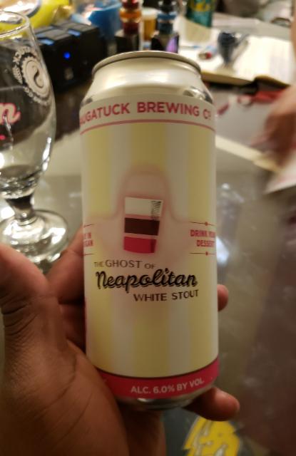 The Ghost of Neapolitan White Stout 6.0%, Saugatuck Brewing Co., United States