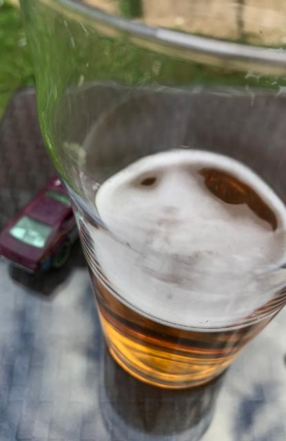 The Hop Foundry Kristallweizen 4.5%, Small Batch Brewery, England