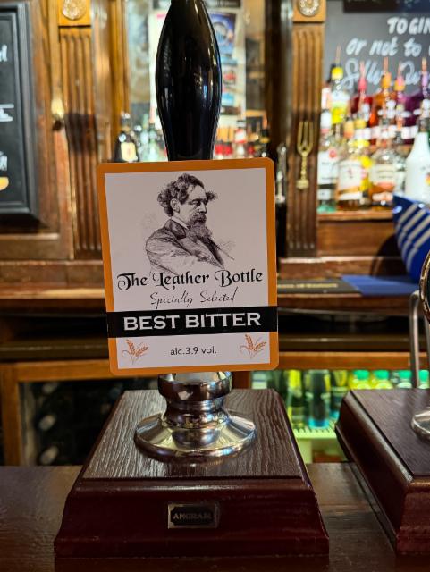 The Leather Bottle Best Bitter 3.9%, IRON PIER BEER, England