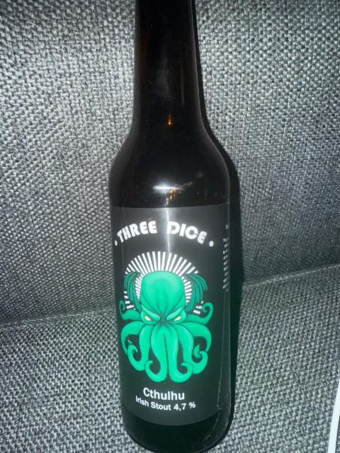 Three dice,Ctulhu 4.7%, United Gypsies (UG) Brewery, Finland