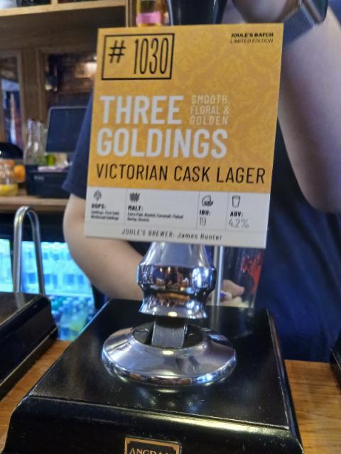 three goldings 4.2%, Joule's Brewery, England