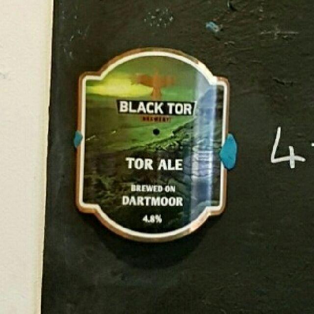 Tor Ale 4.8%, Black Tor Brewery, England