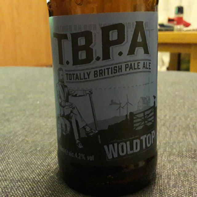 Totally British Pale Ale 4.2%, Wold Top Brewery, England