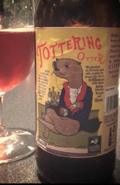 Tottering Otter 5.0%, Tunnel Brewery, England