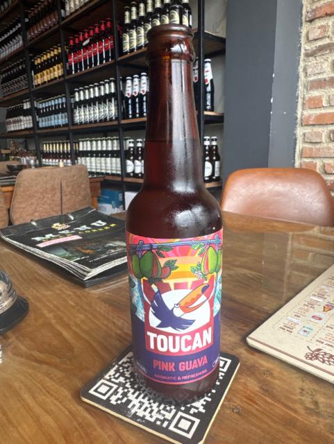 Pink Guava 4.9%, Toucan, Vietnam
