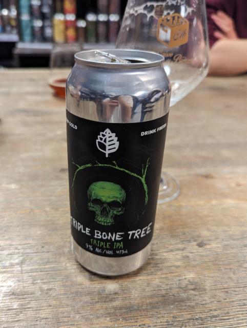 Tple Bone Tree triple IPA 9.0%, Third Moon Brewing Company, Canada