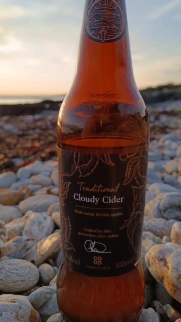 Traditional Cloudy Cider 6.5%, Coop UK, England