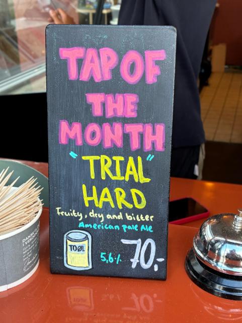 Trial hard 5.6%, To Øl, Denmark