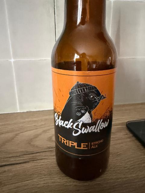 Triple 8.0%, Black Swallow, France