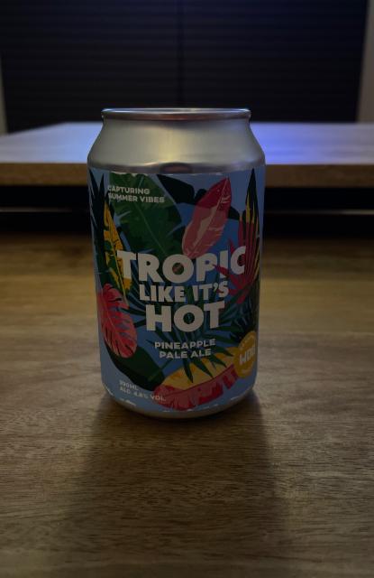 TROPIC LIKE IT'S HOT - PINEAPPLE PALE ALE 4.8%, Renegade Brewery, England