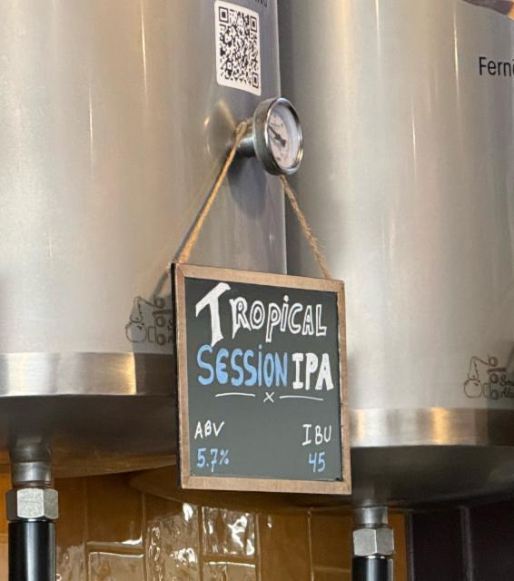 Tropical Session IPA 5.7%, O Caçula Cervejaria, Portugal