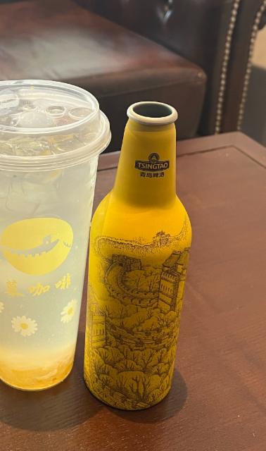 Tsingtao (慕田峪長城 Edition) 4.7%, Tsingtao Brewery (Tsingtao) / 青岛啤酒, China