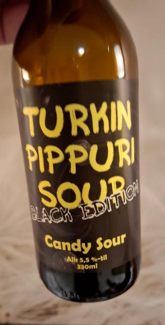 Turkinpippuri Sour Black Edition 5.5%, Panimoyhtiö X, Finland