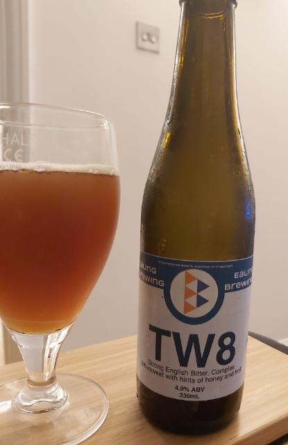 TW8 4.9%, Ealing Brewing, England