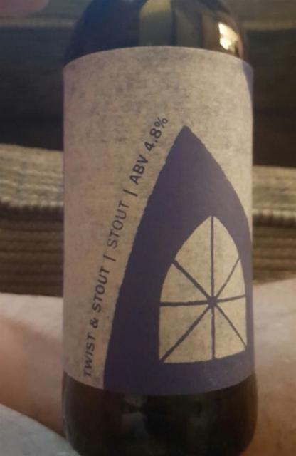 Twist & Stout 4.8%, Modern Day Monks, England