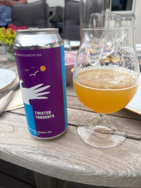 Twisted thoughts, Threes Brewing