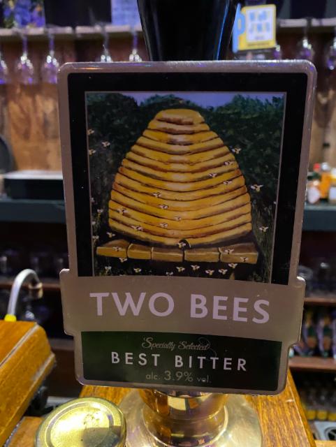 Two Bees 3.9%, Belhaven Brewery (Greene King), Scotland