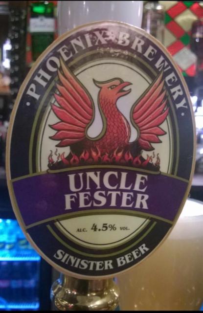 Uncle Fester 4.5%, Phoenix Brewery, England