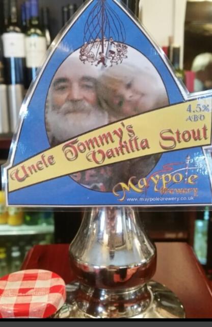 Uncle Tommy's Vanilla Stout 4.5%, Maypole Brewery, England