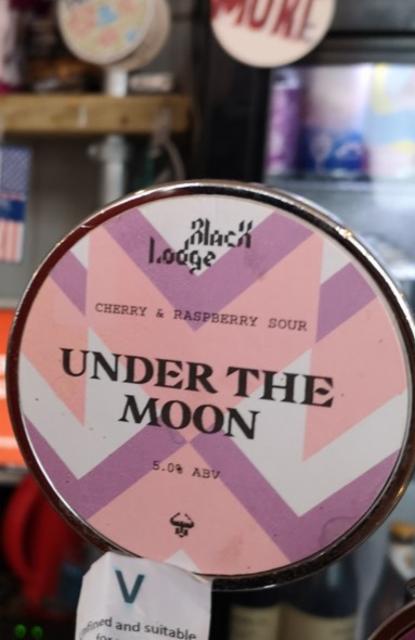 Under The Moon 5.0%, Black Lodge Brewing, England
