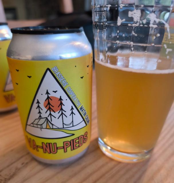 va nu pieds, Brasserie coopérative matin calme