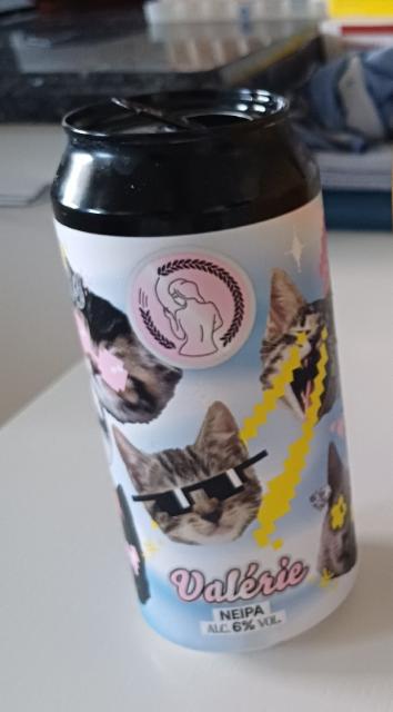 Valérie 6.0%, La Superbe, France