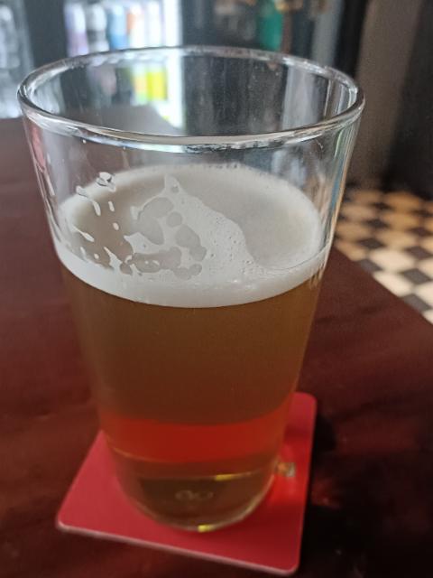 Variation On A Theme 4.3%, Rooster's Brewing Co., England