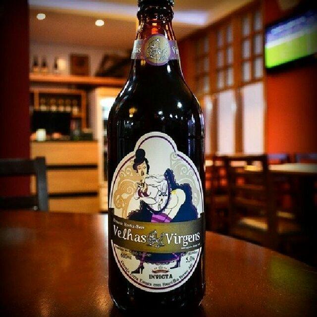 Velhas Virgens Brownie Rockin' Beer 5.0%, Cervejaria Invicta, Brazil