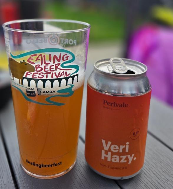 Veri Hazy 5.5%, Perivale Brewery, England