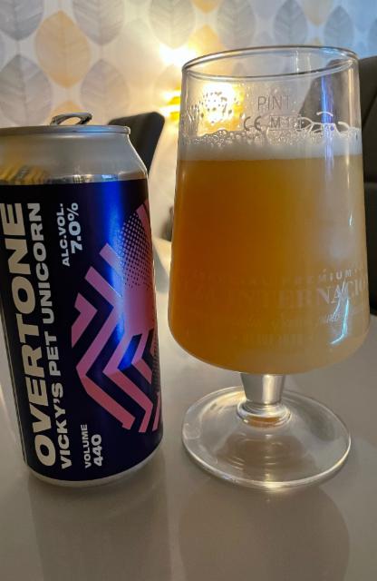 Vicky's Pet Unicorn 7.0%, Overtone Brewing Co., Scotland