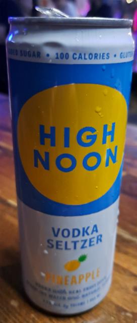 Vodka Seltzer pineapple 4.5%, High Noon Spirits Company, United States