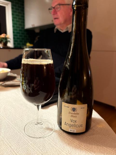 Vox Angelicas 12.0%, Smedsbo Slott, Sweden
