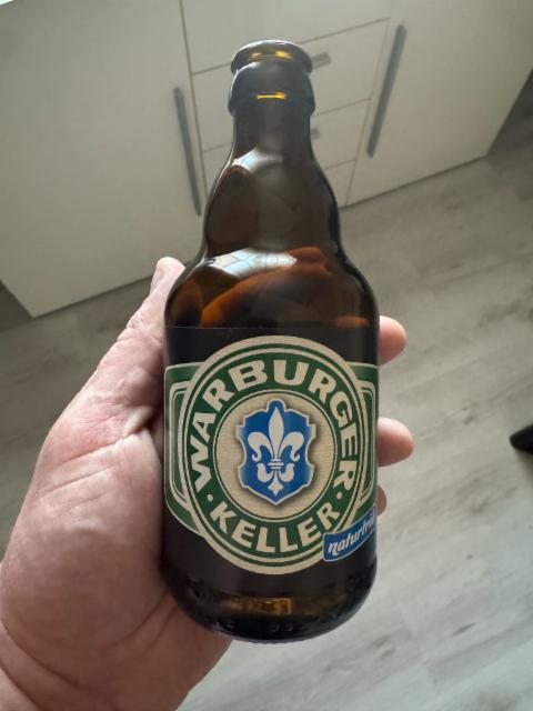 WARBURGER KELLER NATURTRÜB 4.8%, Warburger Brauerei, Germany