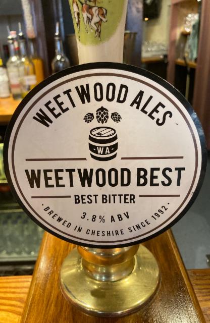 Weetwood Best 3.8%, Weetwood Ales, England
