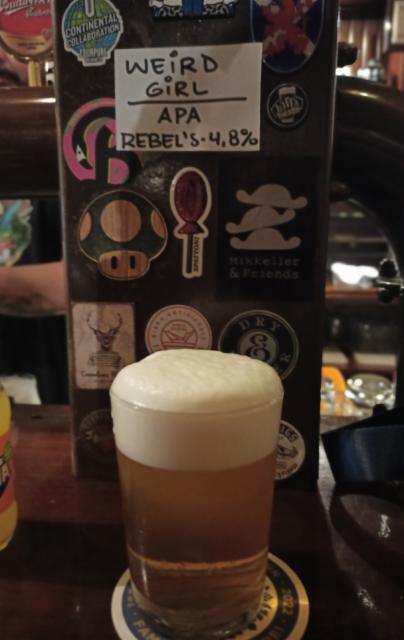 weird girl 4.8%, Rebel's Brewery, Italy