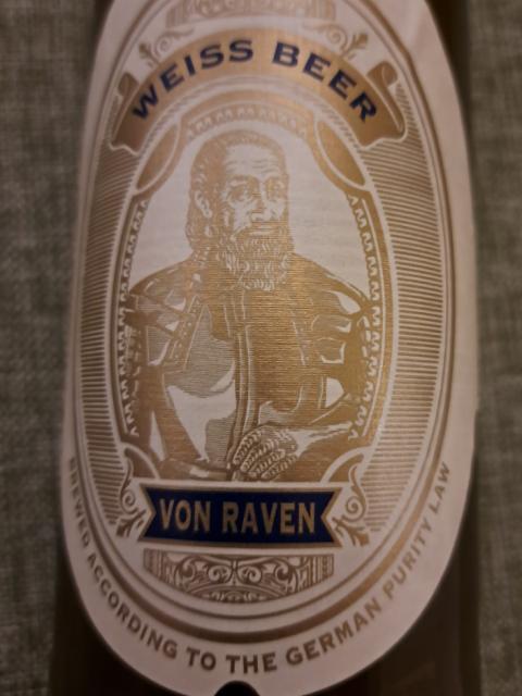 Weiss beer von raven 5.4%, Brauerei Mönchengladbach (Oettinger Group), Germany