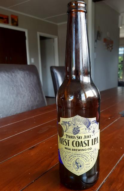 west coast i.p.a 7.2%, Moa Brewing Co, New Zealand