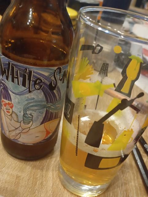 white summer, GTB - Globe Trotter Brasserie