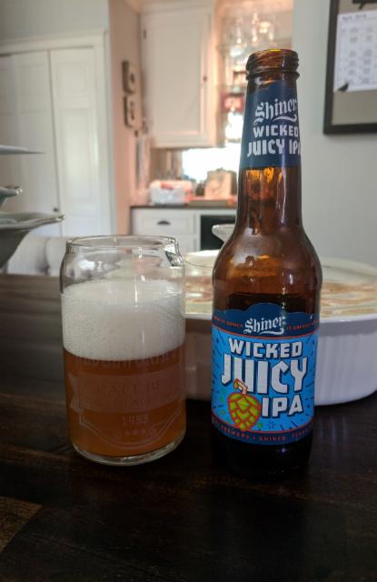 Wicked Juicy IPA 5.7%, Spoetzl Brewery, United States