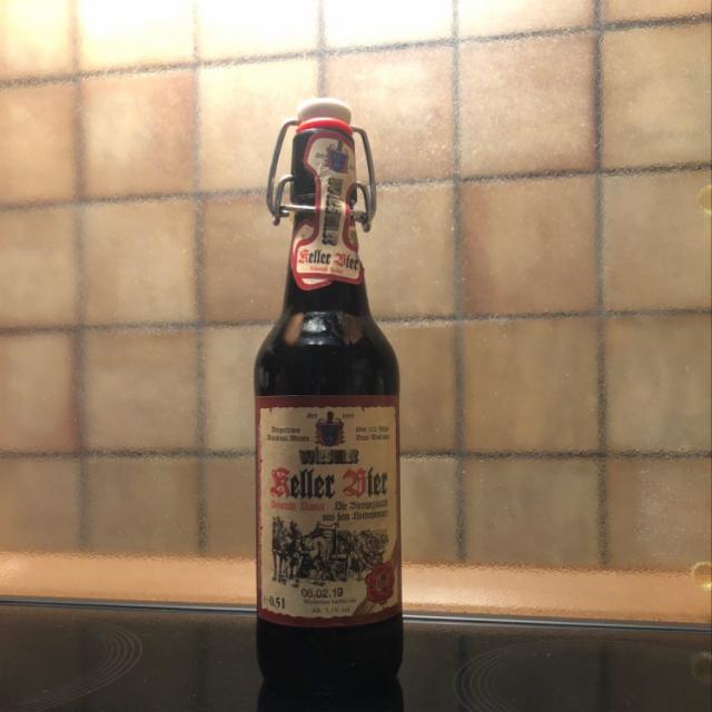 Wiesener Keller Bier Naturtrüb Dunkel 5.1%, Bürgerliches Brauhaus Wiesen, Germany