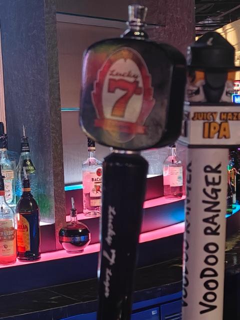 Winstar lucky 7s 4.4%, Anheuser-Busch InBev, United States