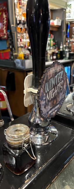 Winter nights 4.5%, Robinsons Brewery, England