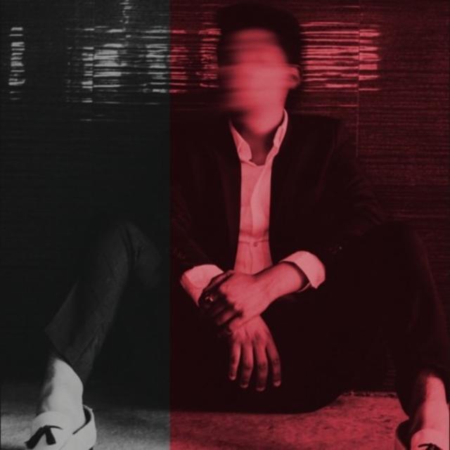 WOHLSTANDSTROTZ | parallel ego series 2/5, Atelier Vrai