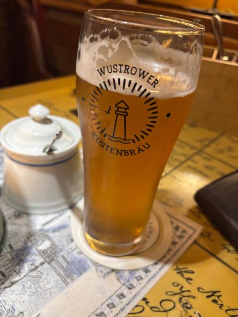 Wustrower Küstenbräu 4.9%, Barther Brauerei, Germany